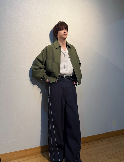 映画「大きな玉ねぎの下で」イベント 伊藤あさひ様ご着用