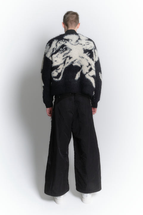 JACQUARD CARDIGAN "SHOKKAKUTEKI SONZAI"