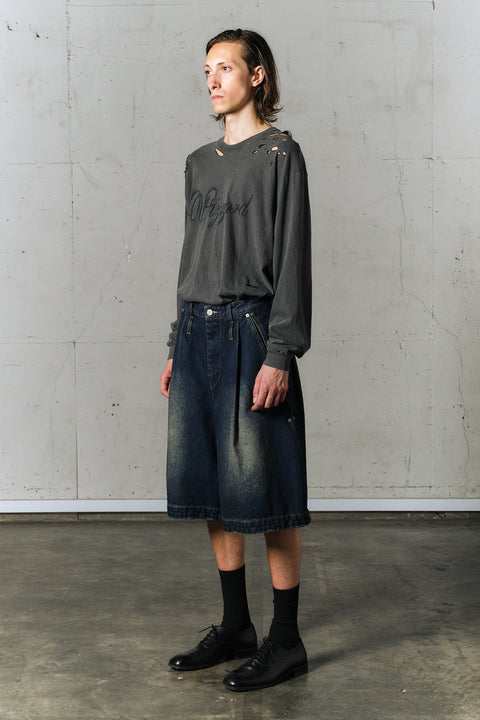 MOTION PLEAT WIDE DENIM SHORTS