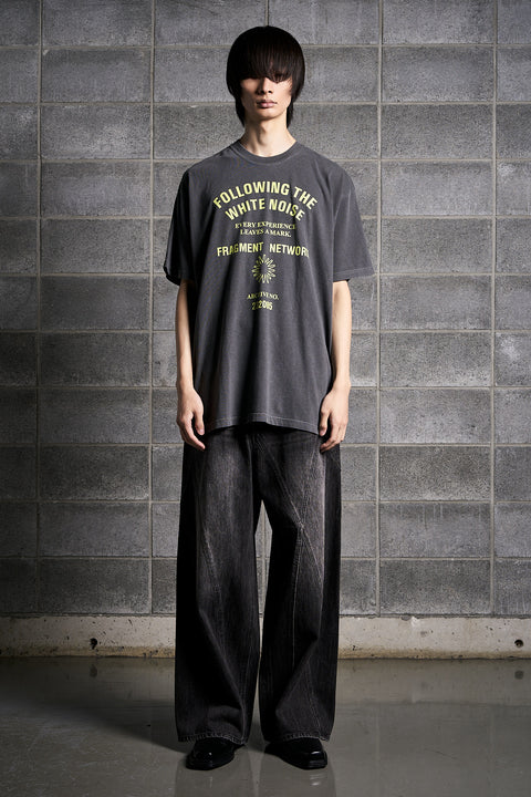 GRAPHIC T-SHIRT"FOLLOWING THE WHITE NOISE"