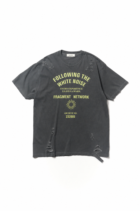 DISTRESSED GRAPHIC T-SHIRT"FOLLOWING THE WHITE NOISE"