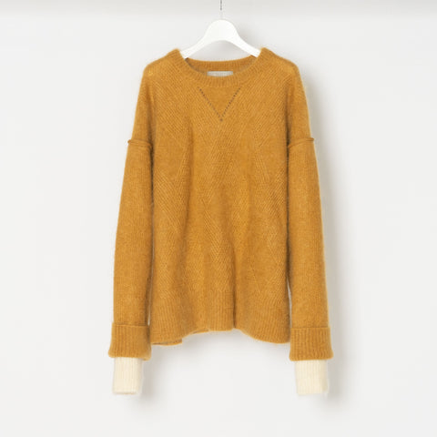 CABLE KNIT