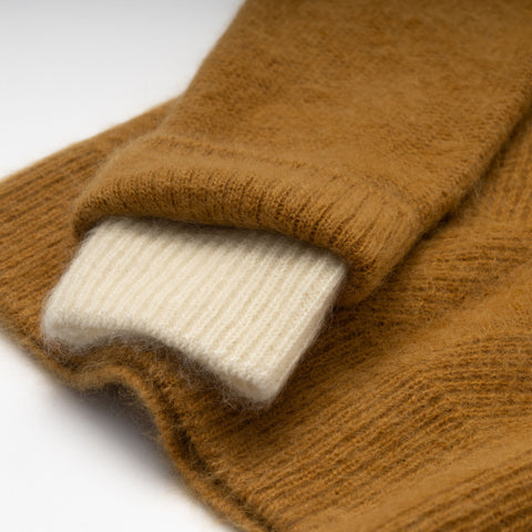 CABLE KNIT
