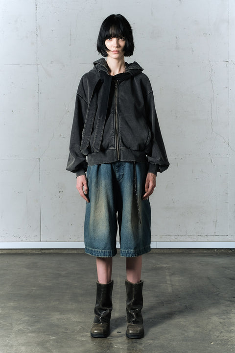 MOTION PLEAT WIDE DENIM SHORTS