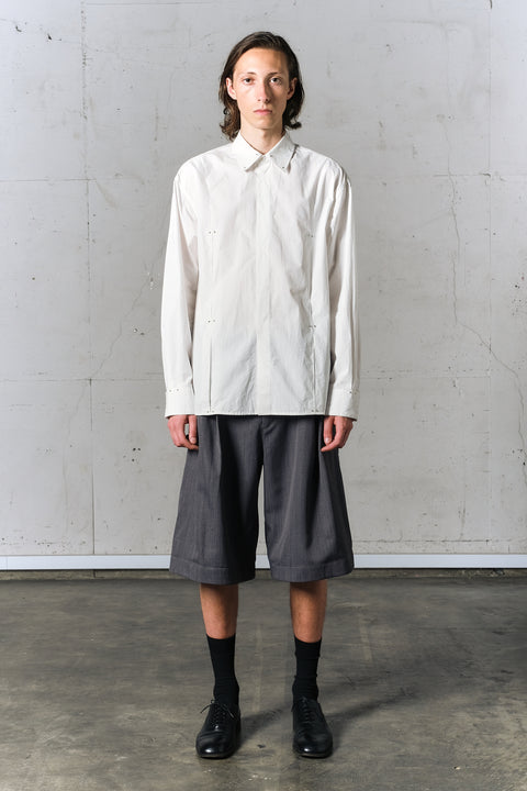 STUDDED MOTION PLEAT BROAD SHIRT