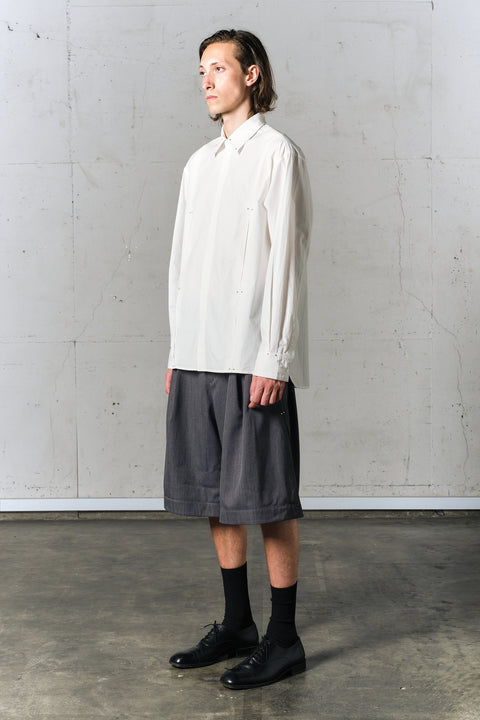 STUDDED MOTION PLEAT BROAD SHIRT